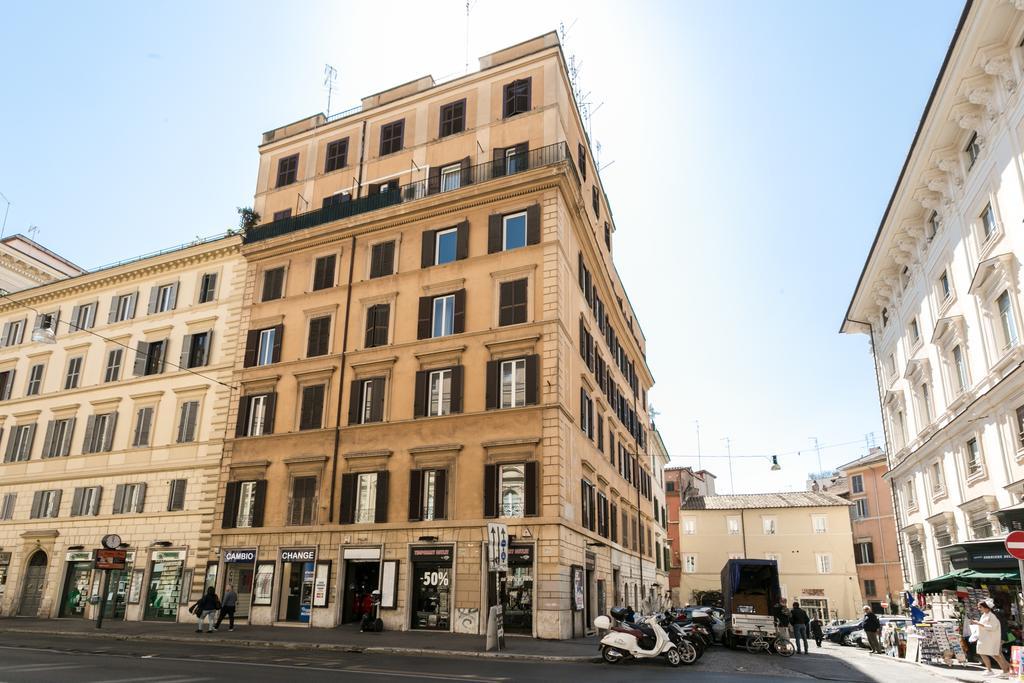 Campo De Fiori House Apartment โรม ภายนอก รูปภาพ