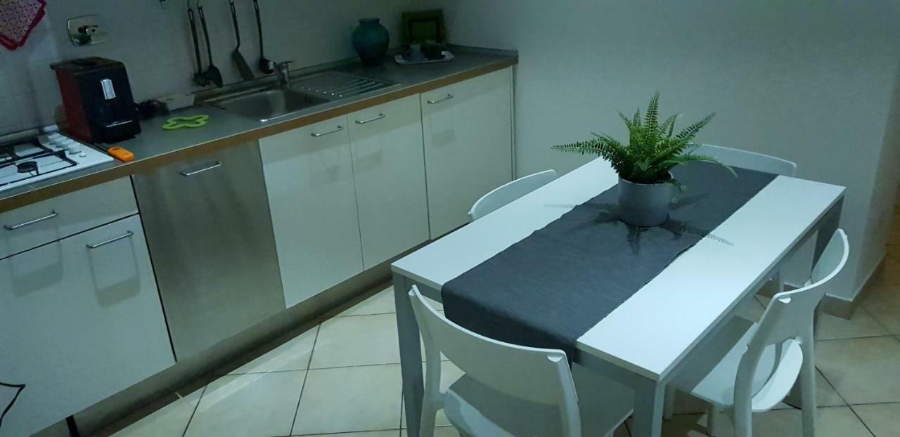 Campo De Fiori House Apartment โรม ภายนอก รูปภาพ