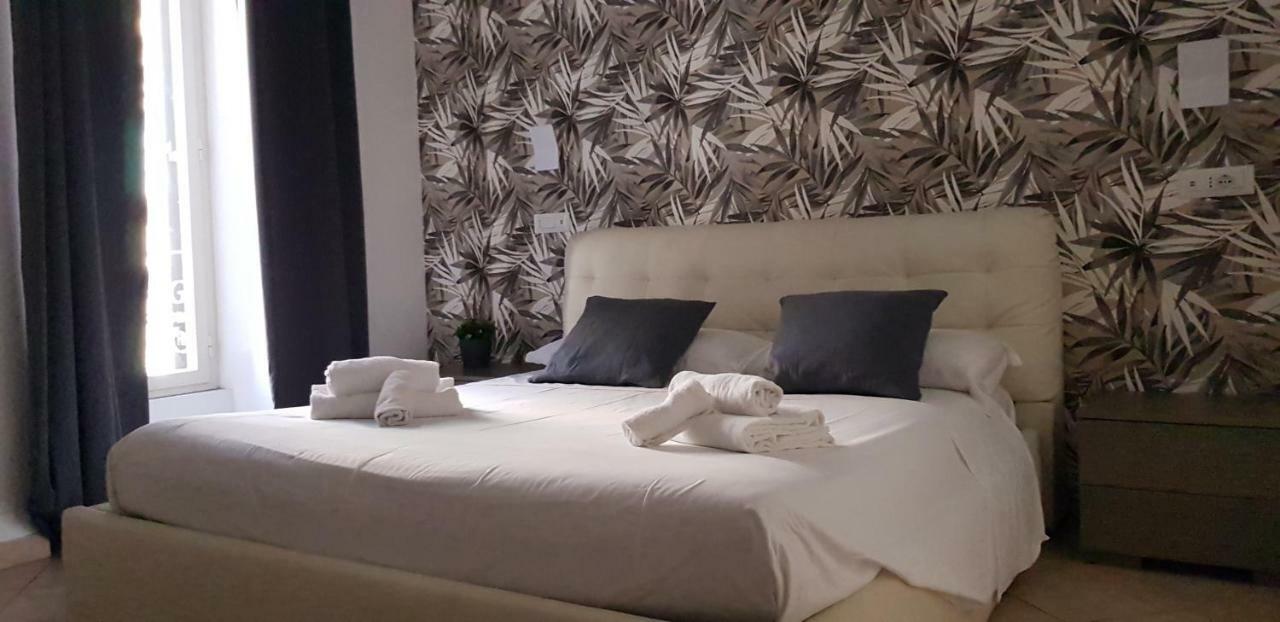 Campo De Fiori House Apartment โรม ภายนอก รูปภาพ