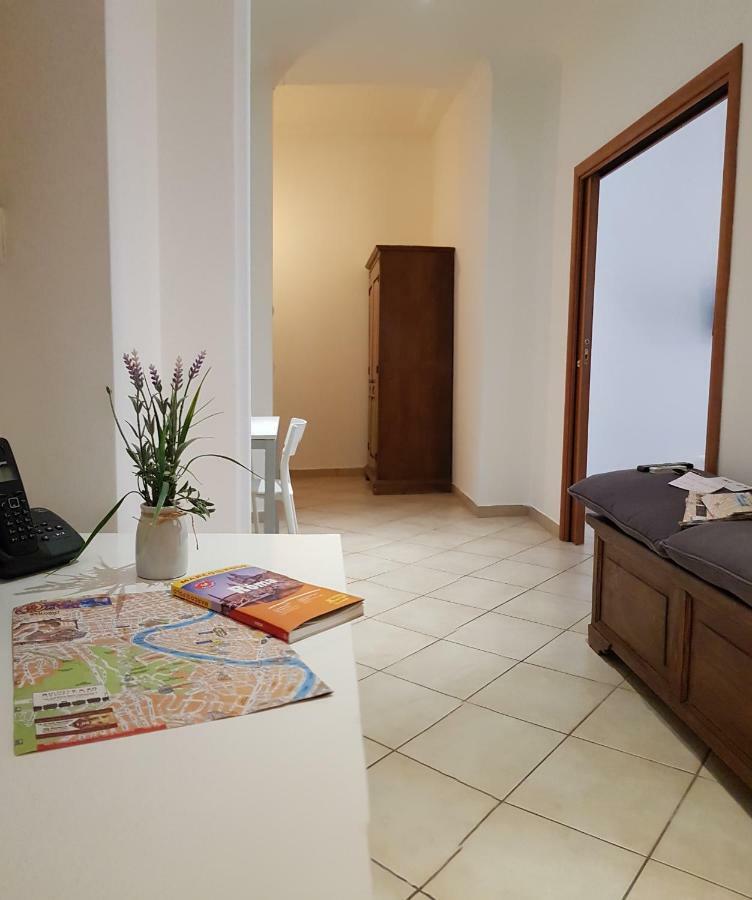 Campo De Fiori House Apartment โรม ภายนอก รูปภาพ