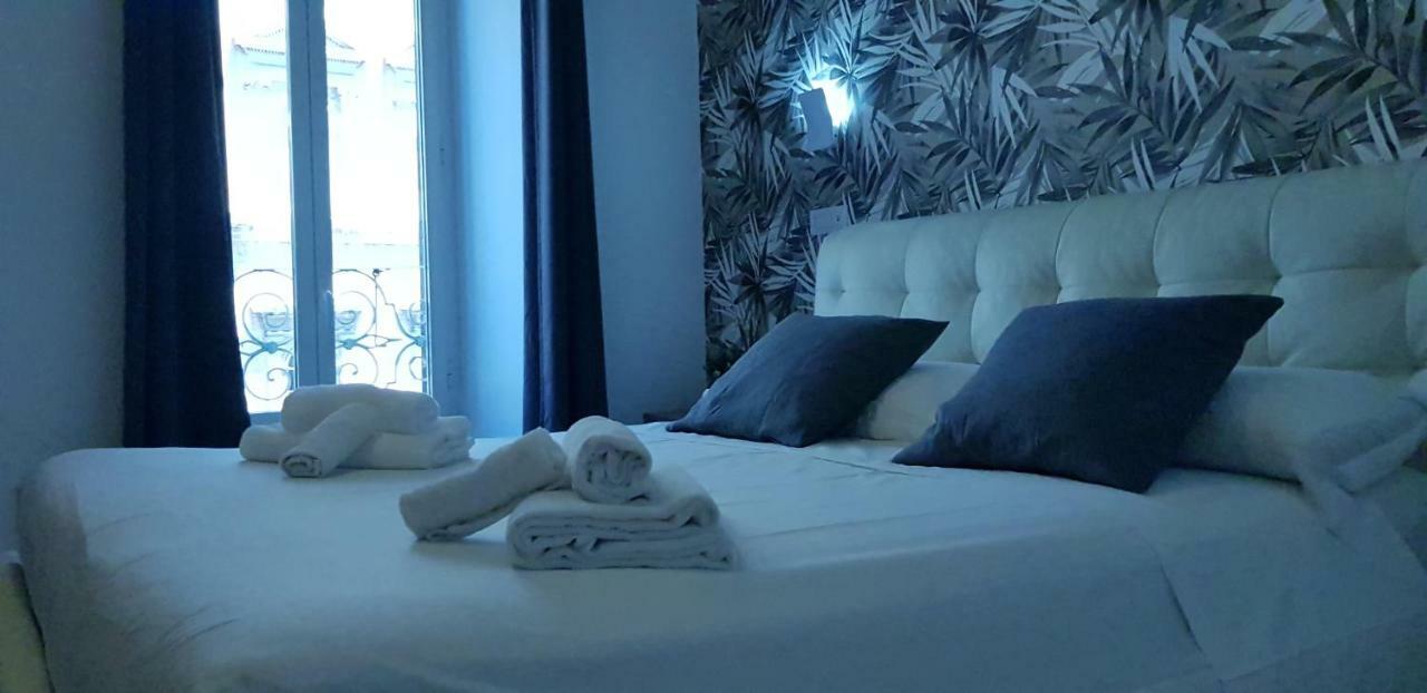 Campo De Fiori House Apartment โรม ภายนอก รูปภาพ