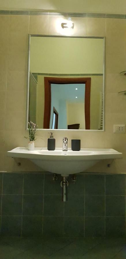Campo De Fiori House Apartment โรม ภายนอก รูปภาพ