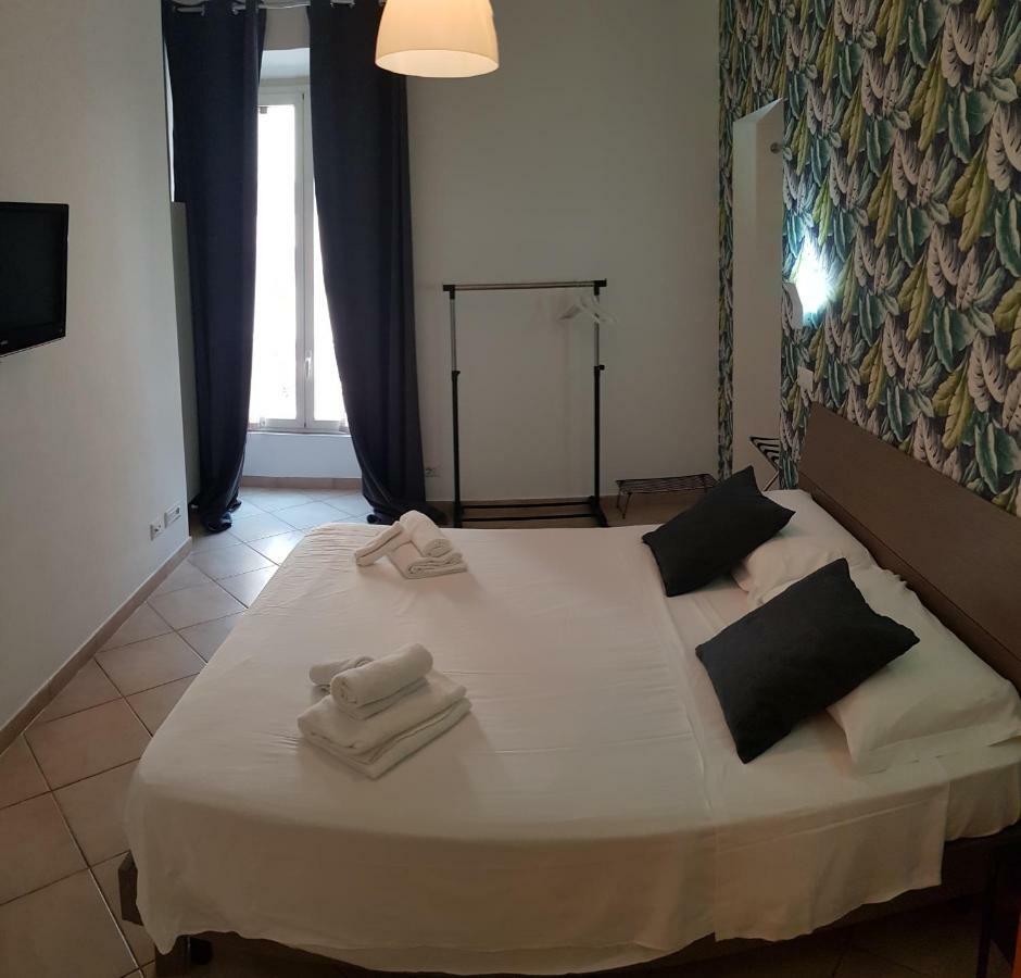 Campo De Fiori House Apartment โรม ภายนอก รูปภาพ